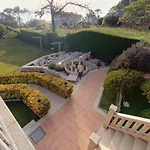 בית נופש Oasis *