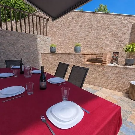 Oasis Holiday home *
